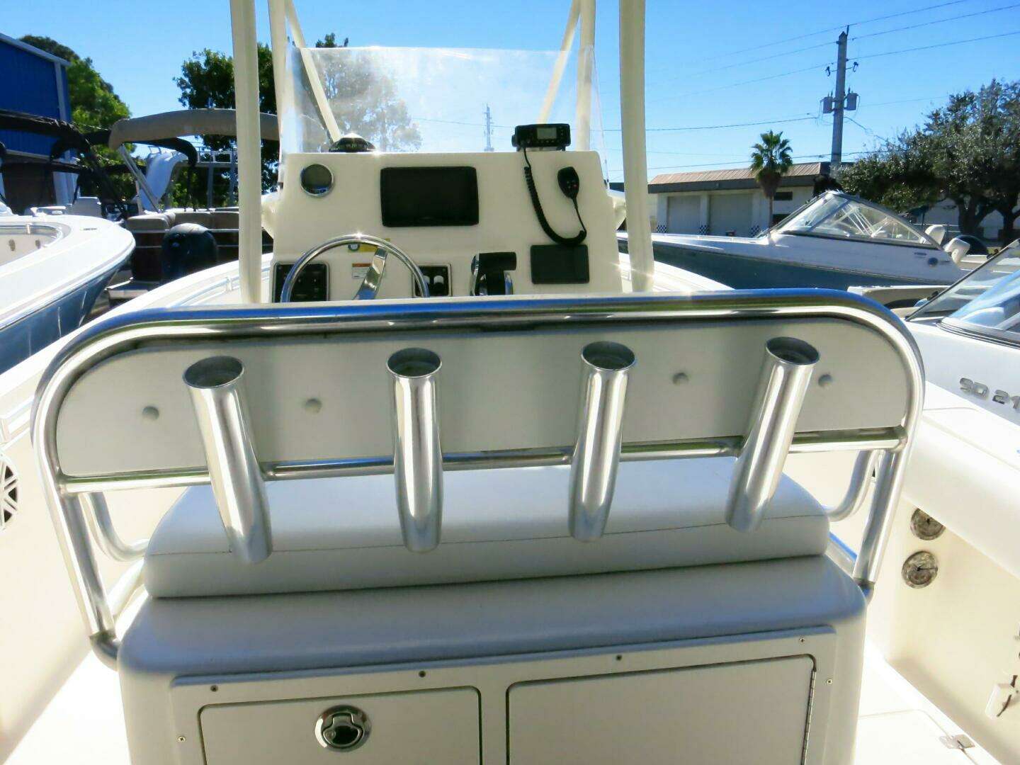 2020 Cobia 237 CC - Image 9