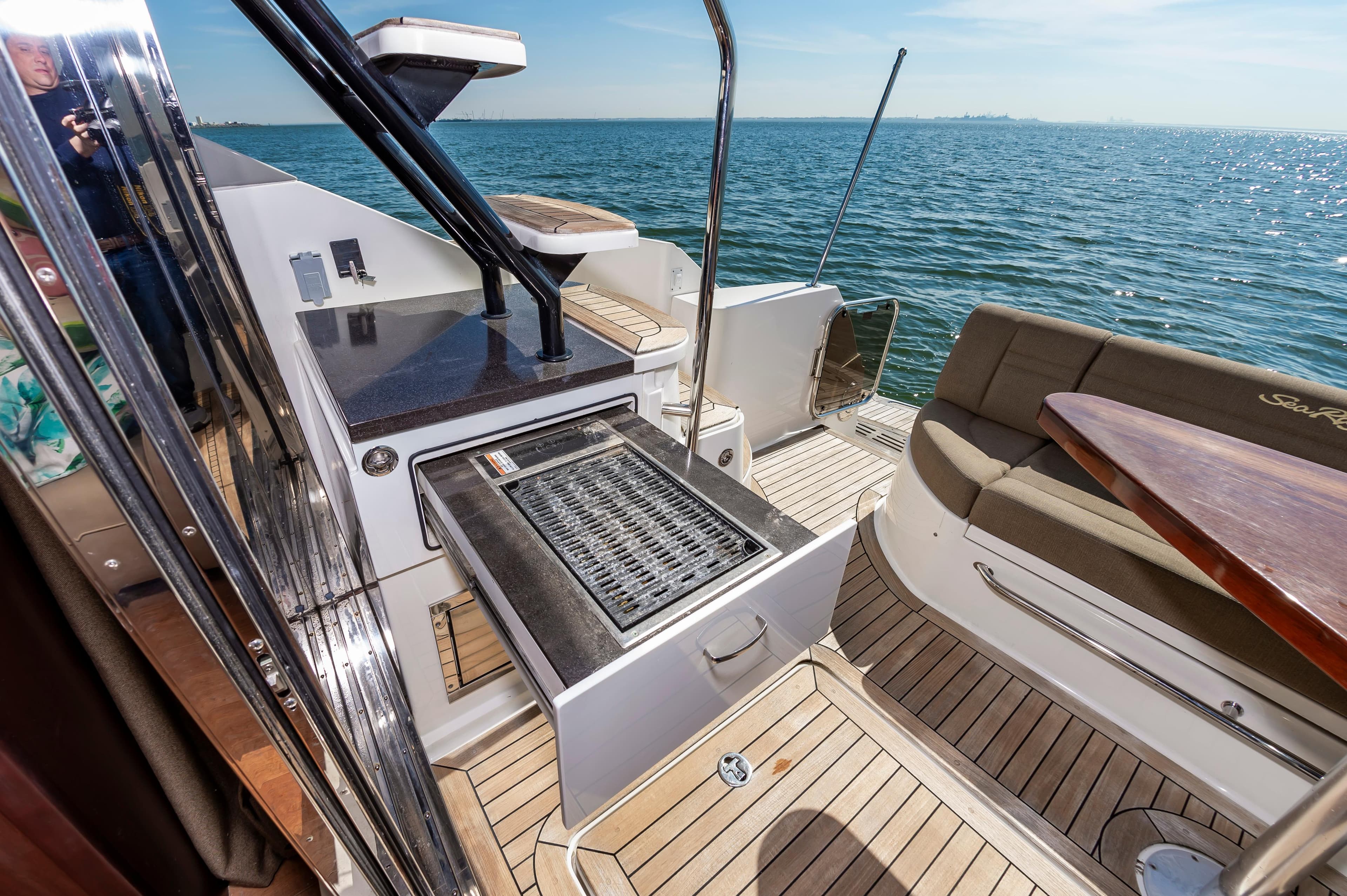 2015 Sea Ray 510 Fly - 14