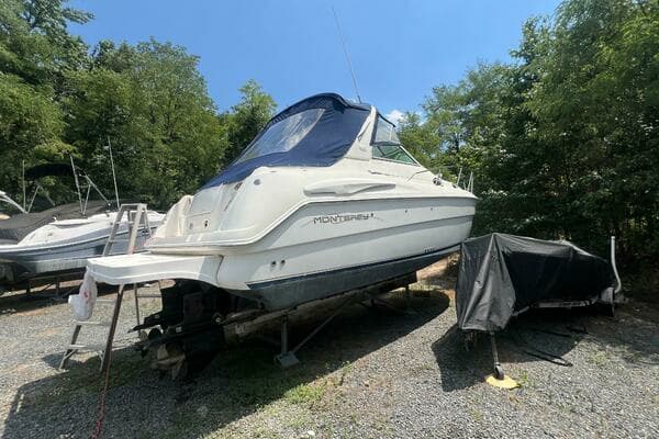 2000 Monterey 302 Cruiser