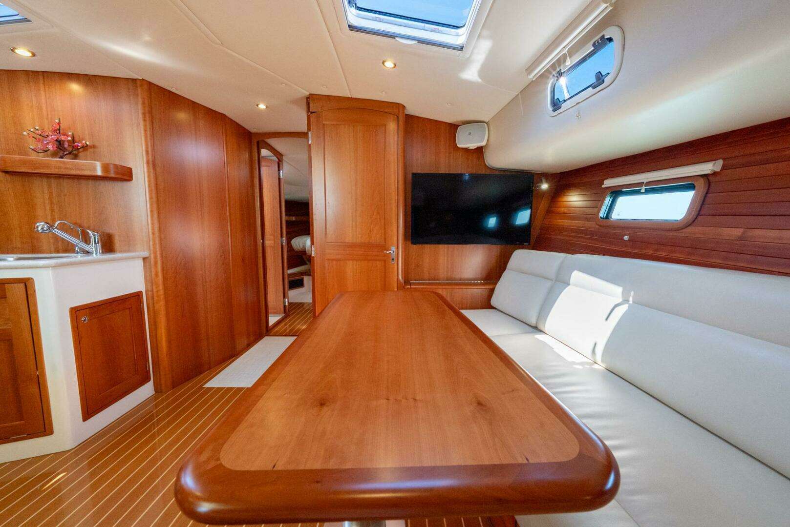 2018 MJM 50z - Image 18