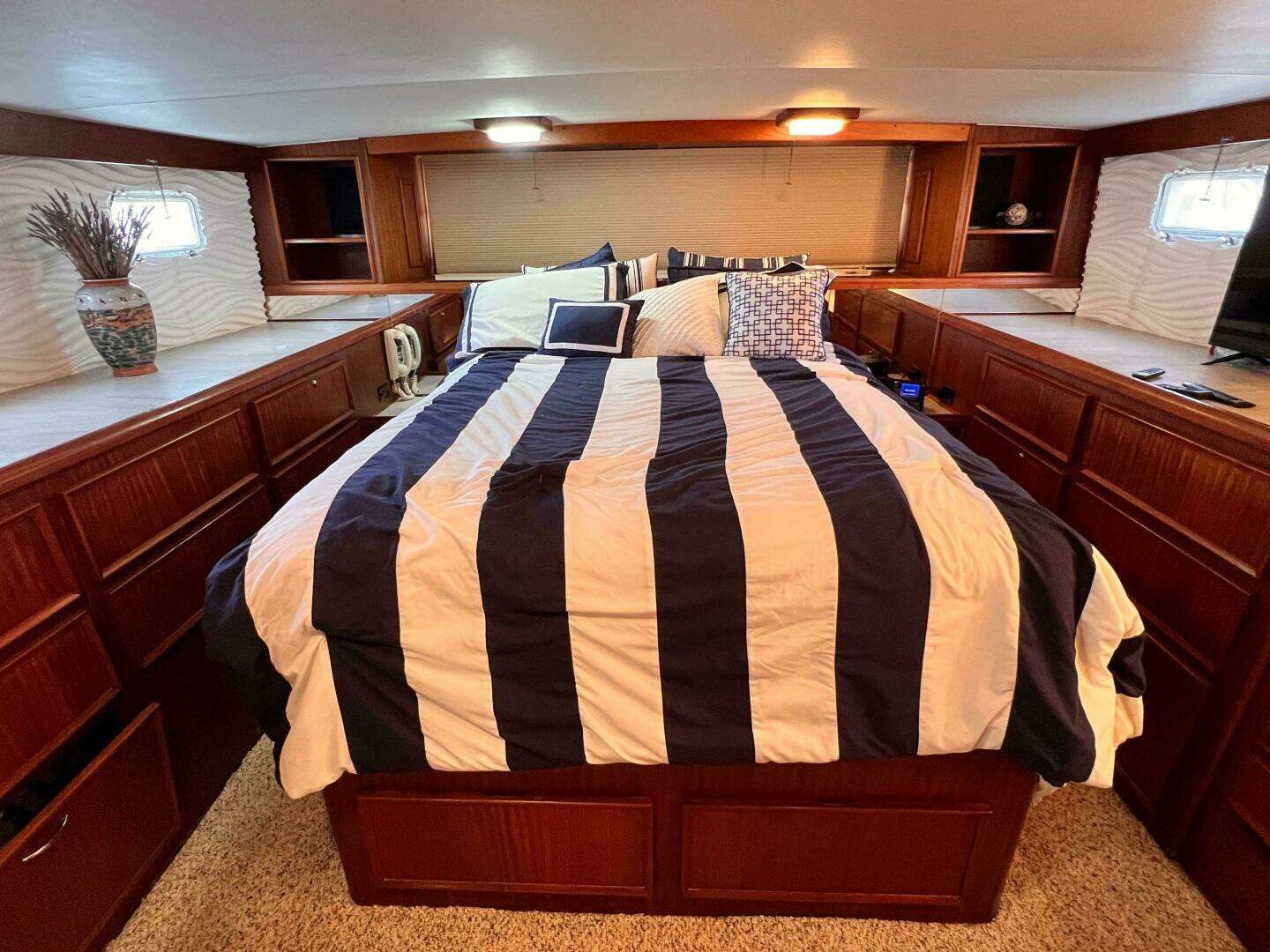 1980 Hatteras 58 MY - Image 49