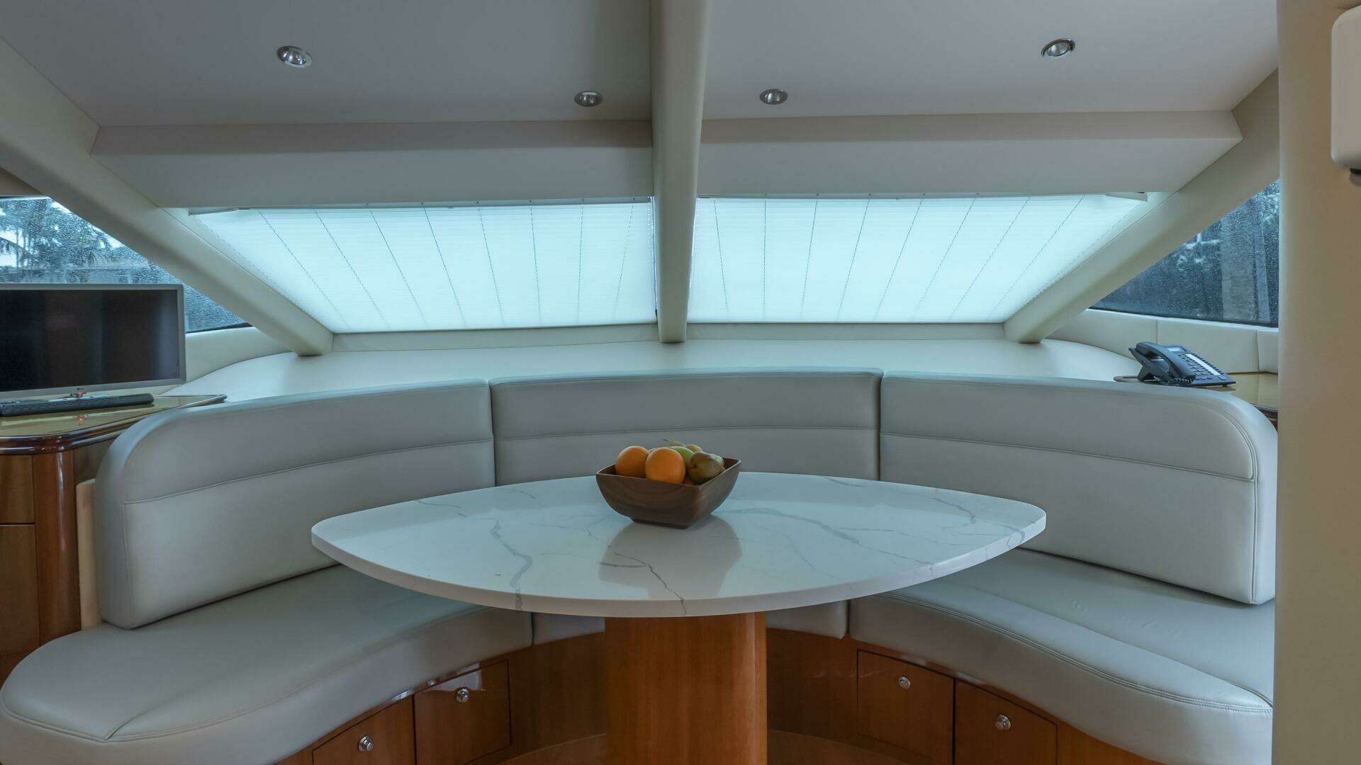 2007 Hatteras 80 - Image 35