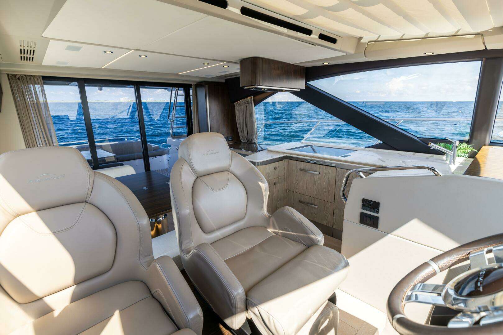 2021 Azimut S6 Sport Fly - Image 12