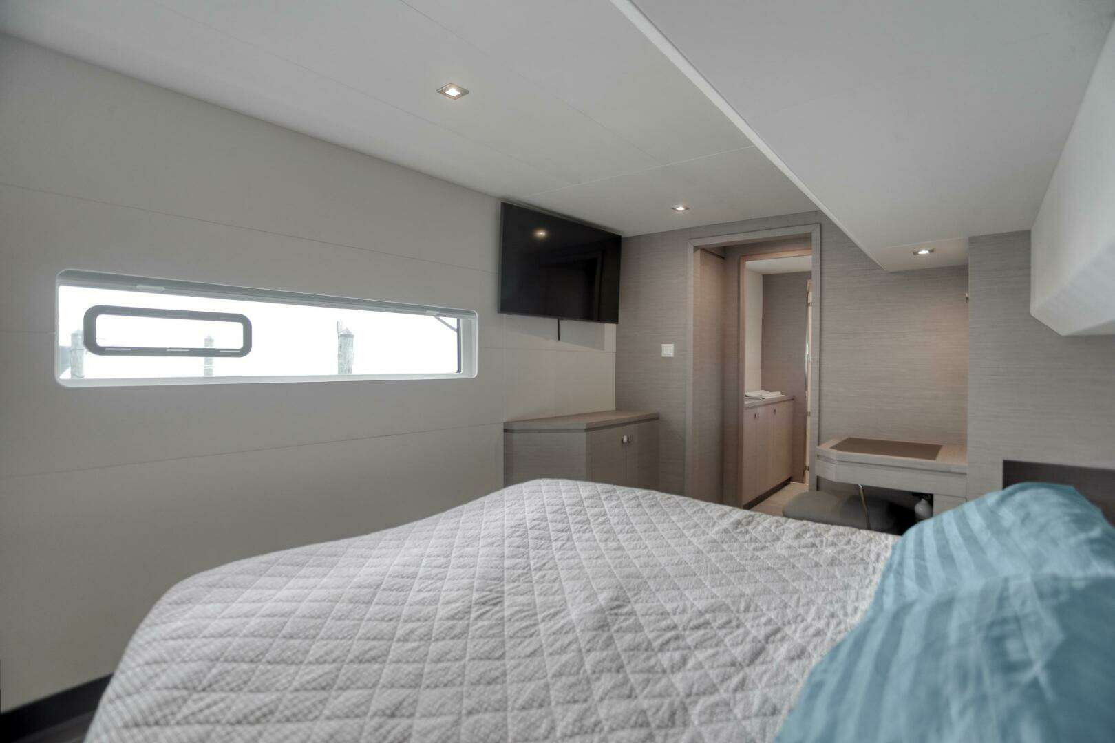 2022 Fountaine Pajot MY6 - Image 123