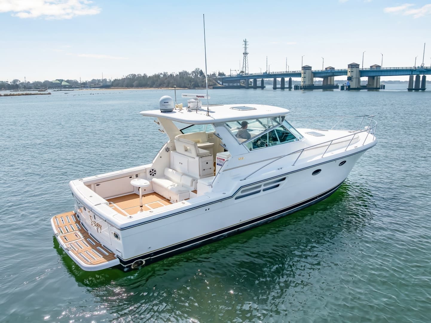 2002 Tiara Yachts 4100 Open - Image 2