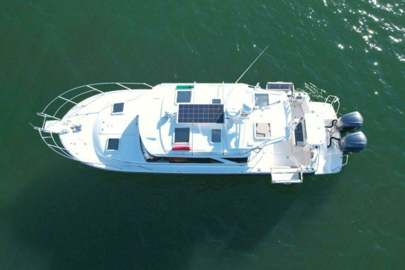 2017 Cutwater C-302 Sport Coupe - Image 3