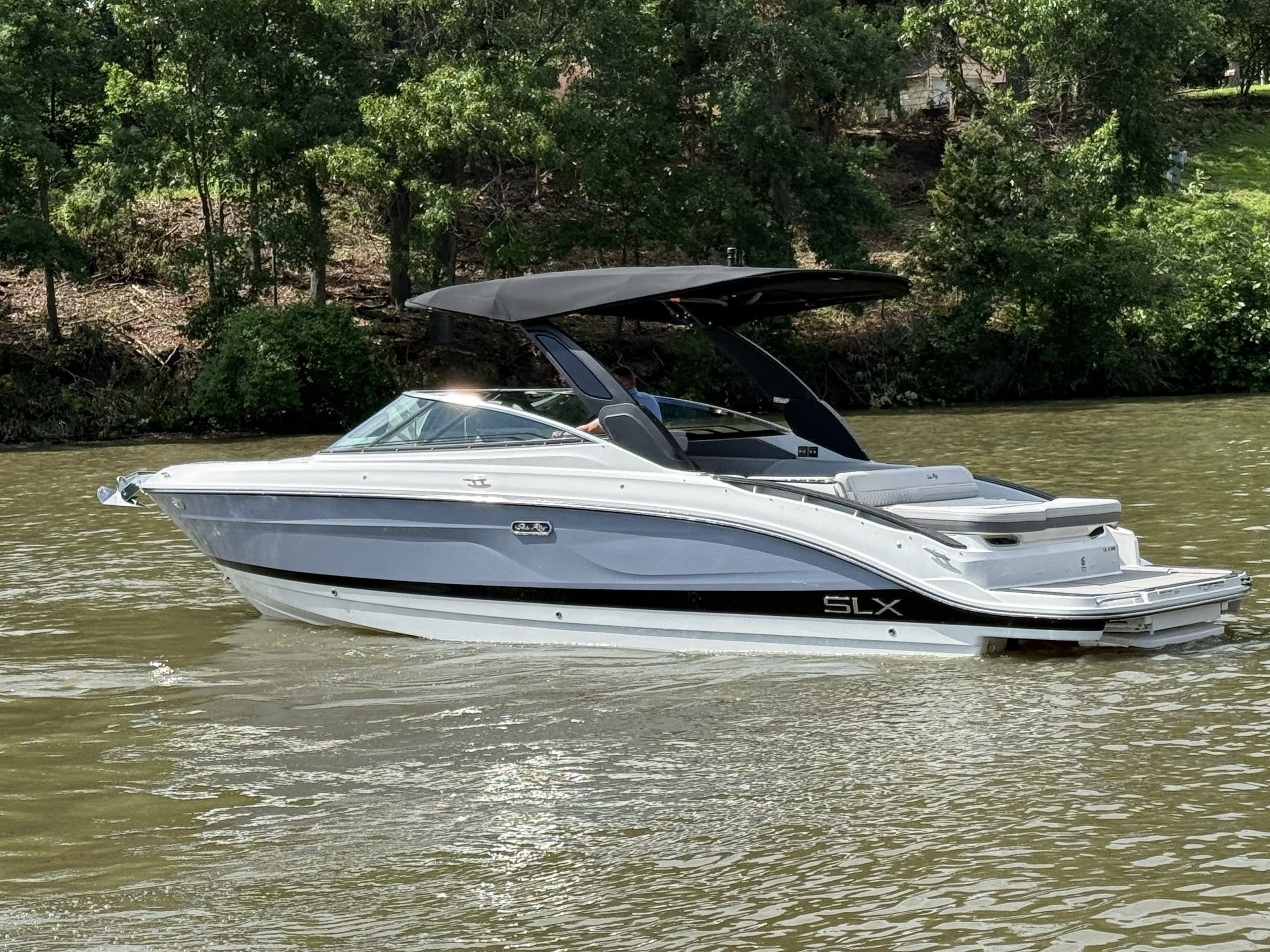2026 Sea Ray SLX 280