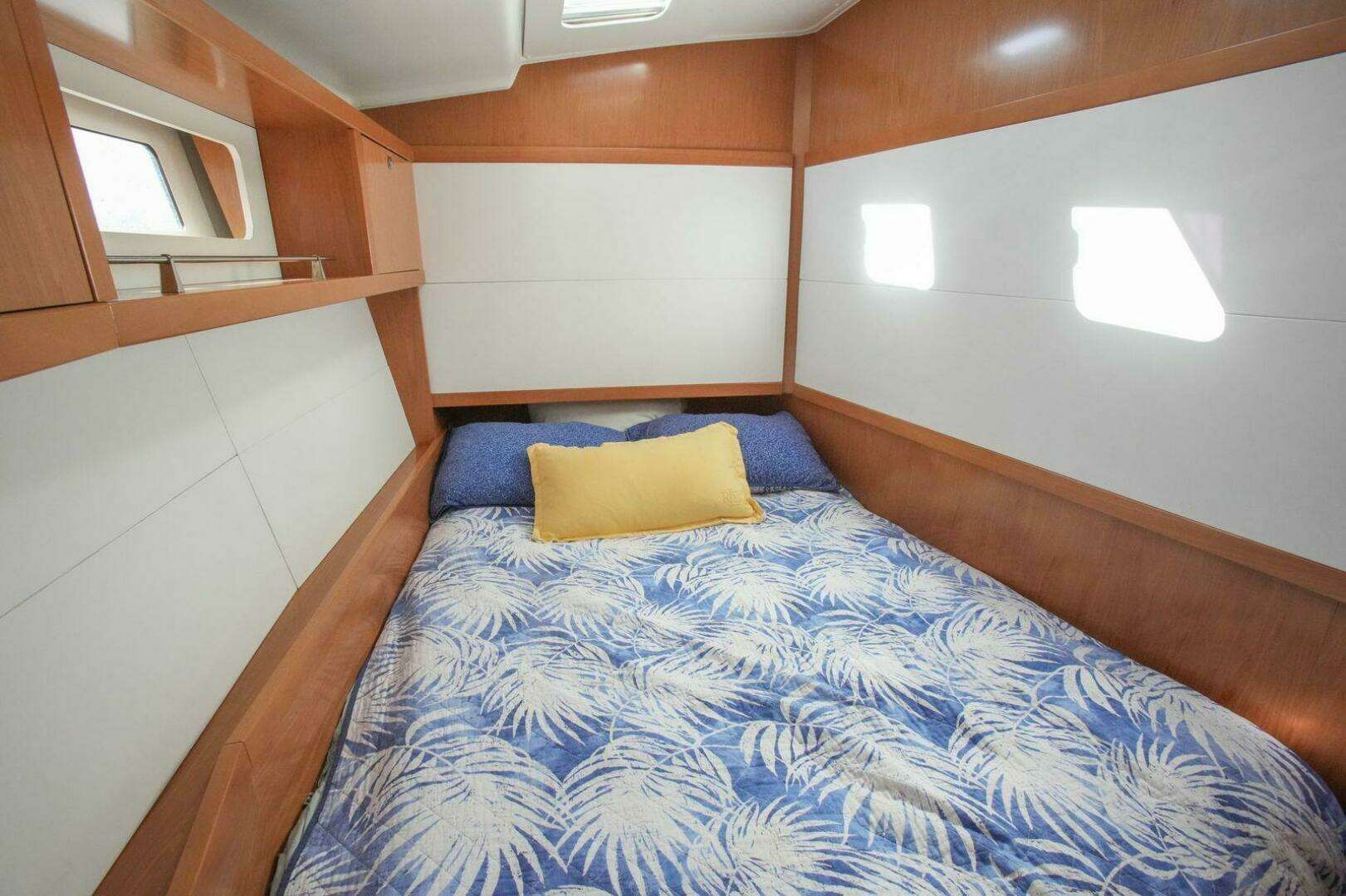 2011 Beneteau Sense - Image 8