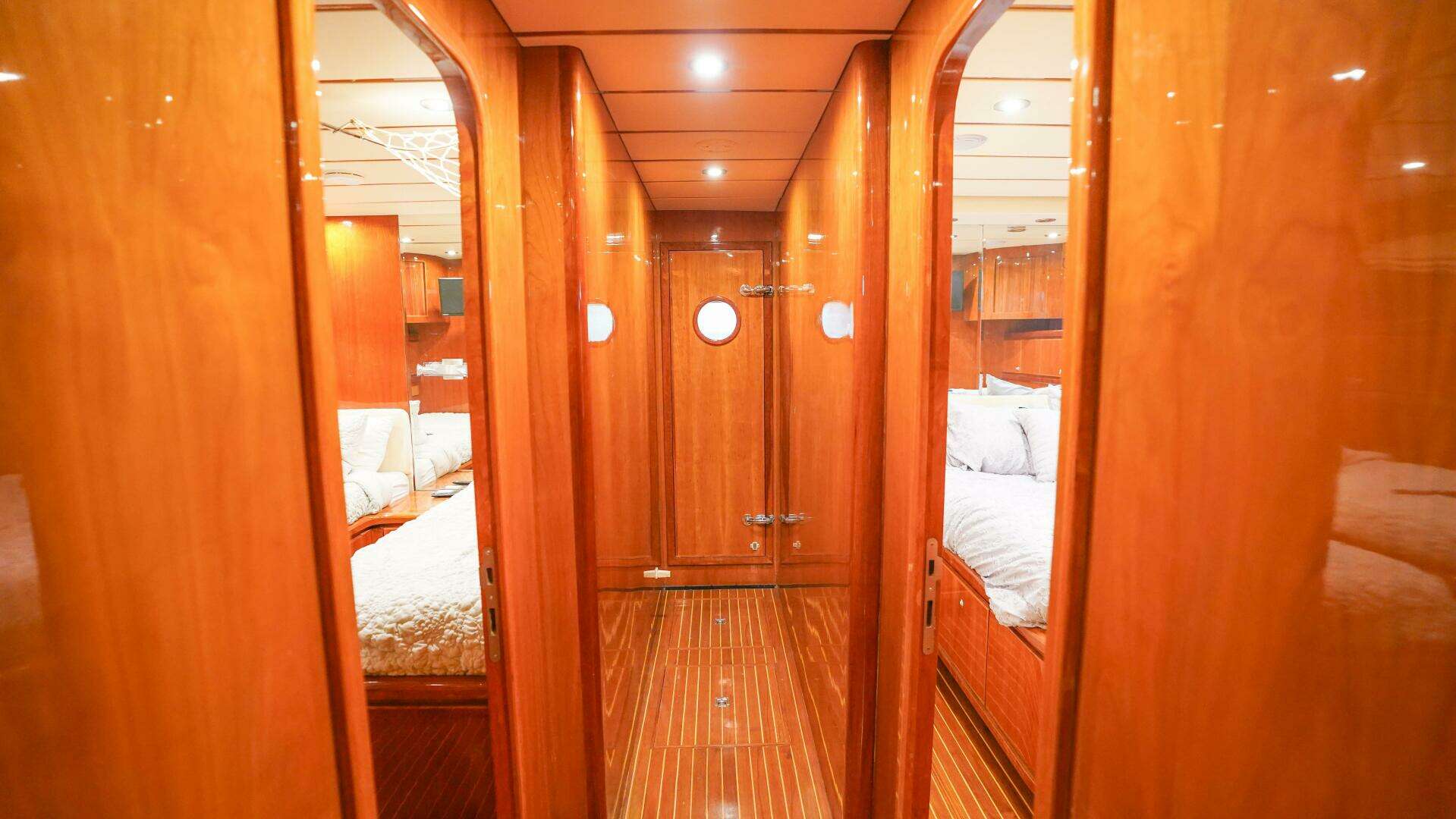 2001 Motor Yacht 82MY - Image 35