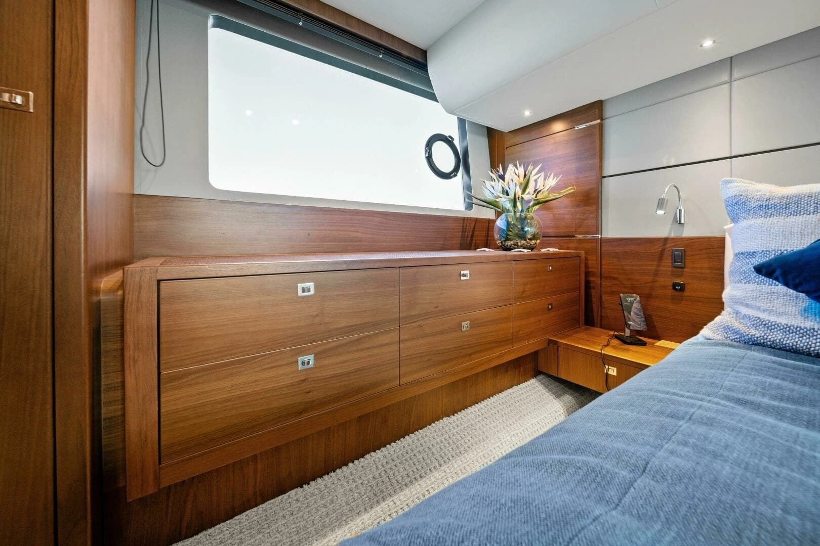 2015 Princess F60 - Image 24