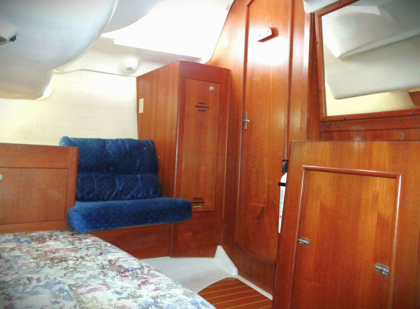 2001 Hunter 380 - Image 7