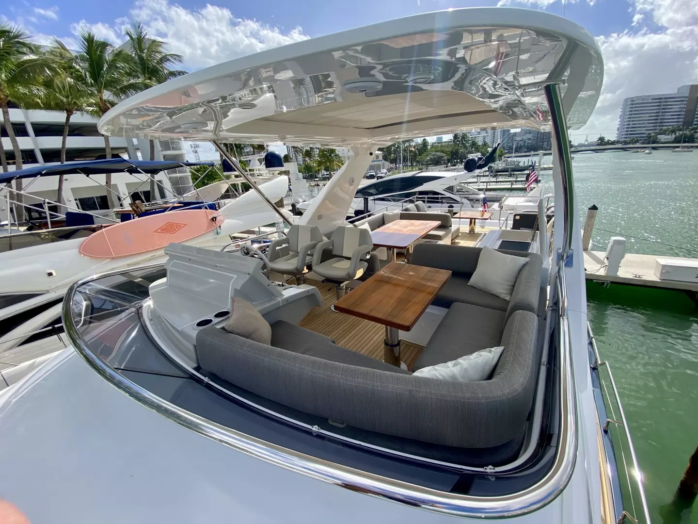 2018 Azimut Flybridge - Image 15