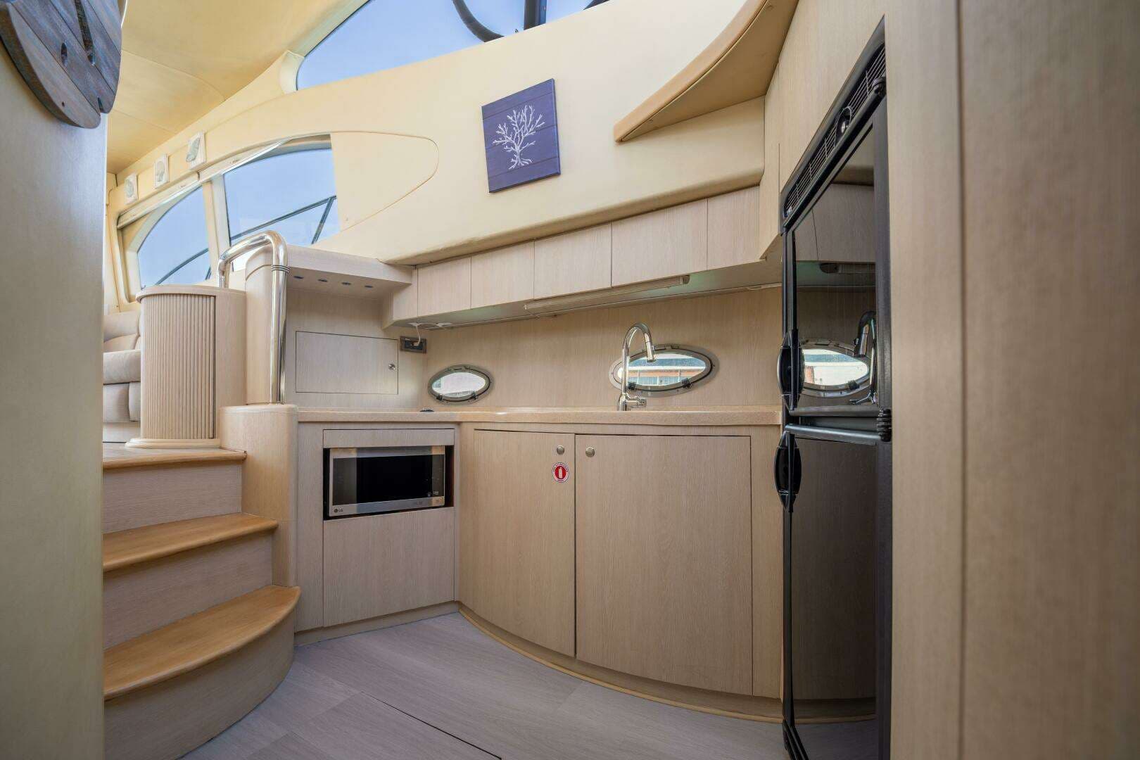 2001 Azimut 46 - Image 51