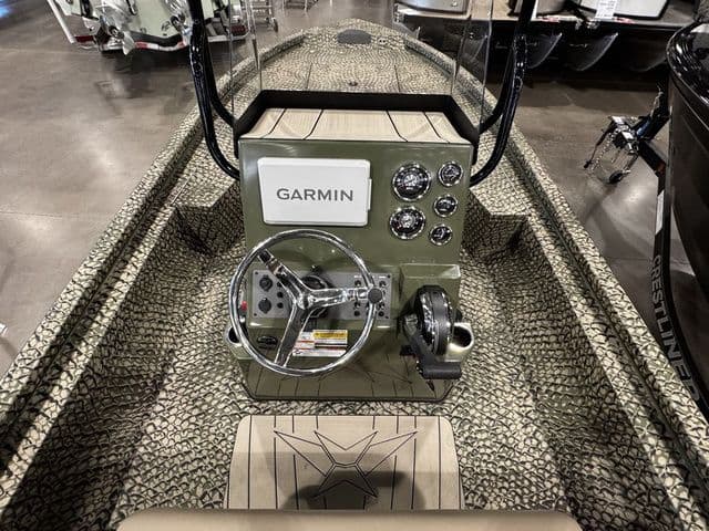 2025 Vexus ACX2000 boat dashboard with Garmin navigation system and steering wheel.