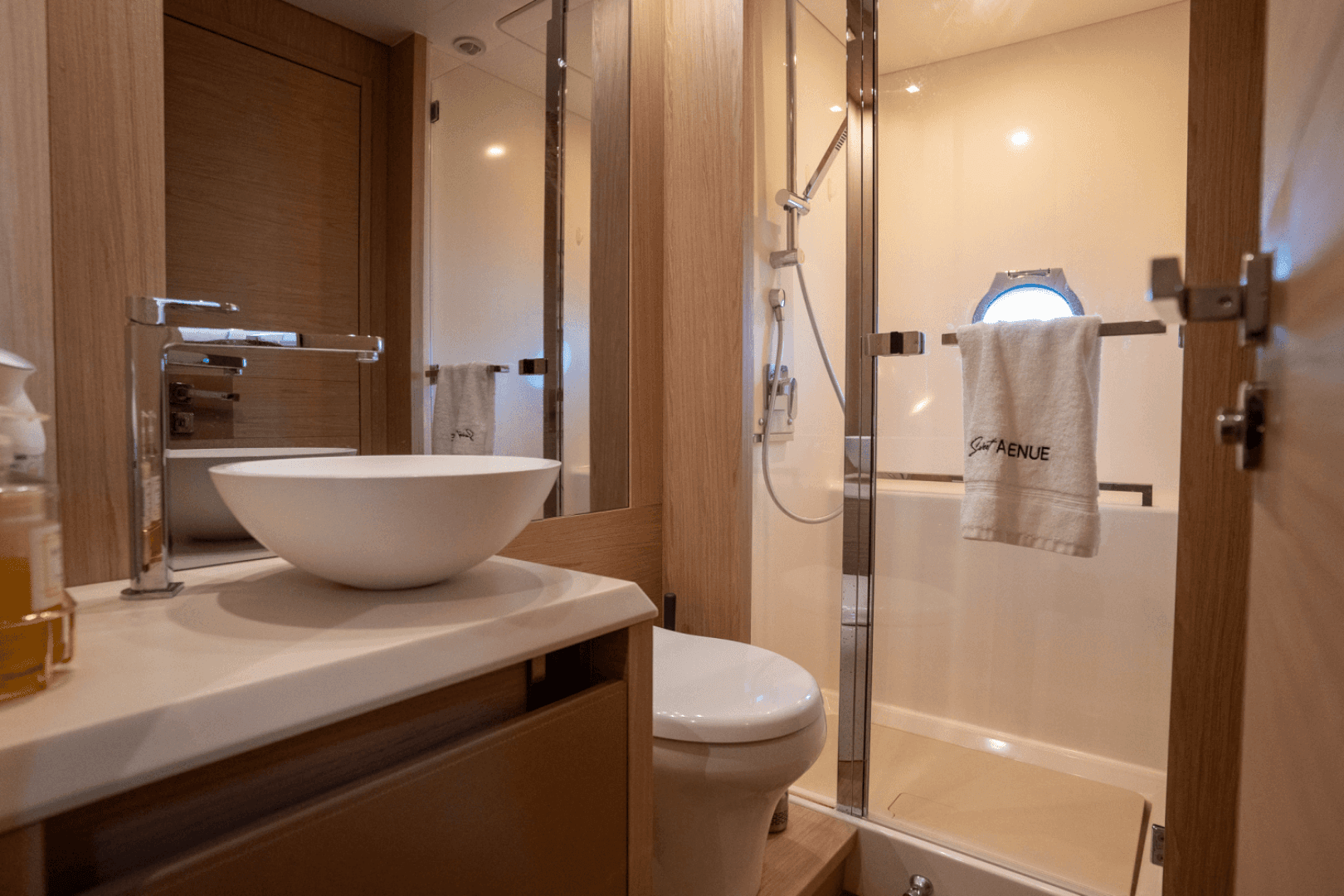 2019 Monte Carlo Yachts MC6 - Image 52