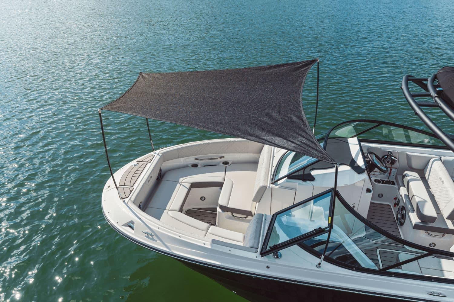 2026 Sea Ray SDX 250 Outboard - 11