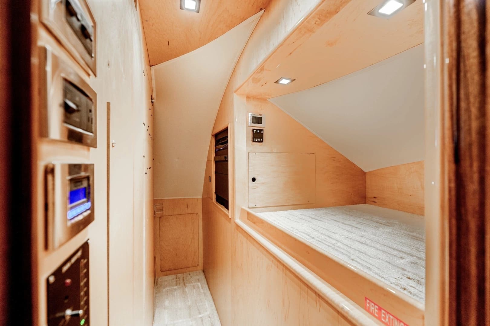 2018 Viking 72 Convertible - Image 13