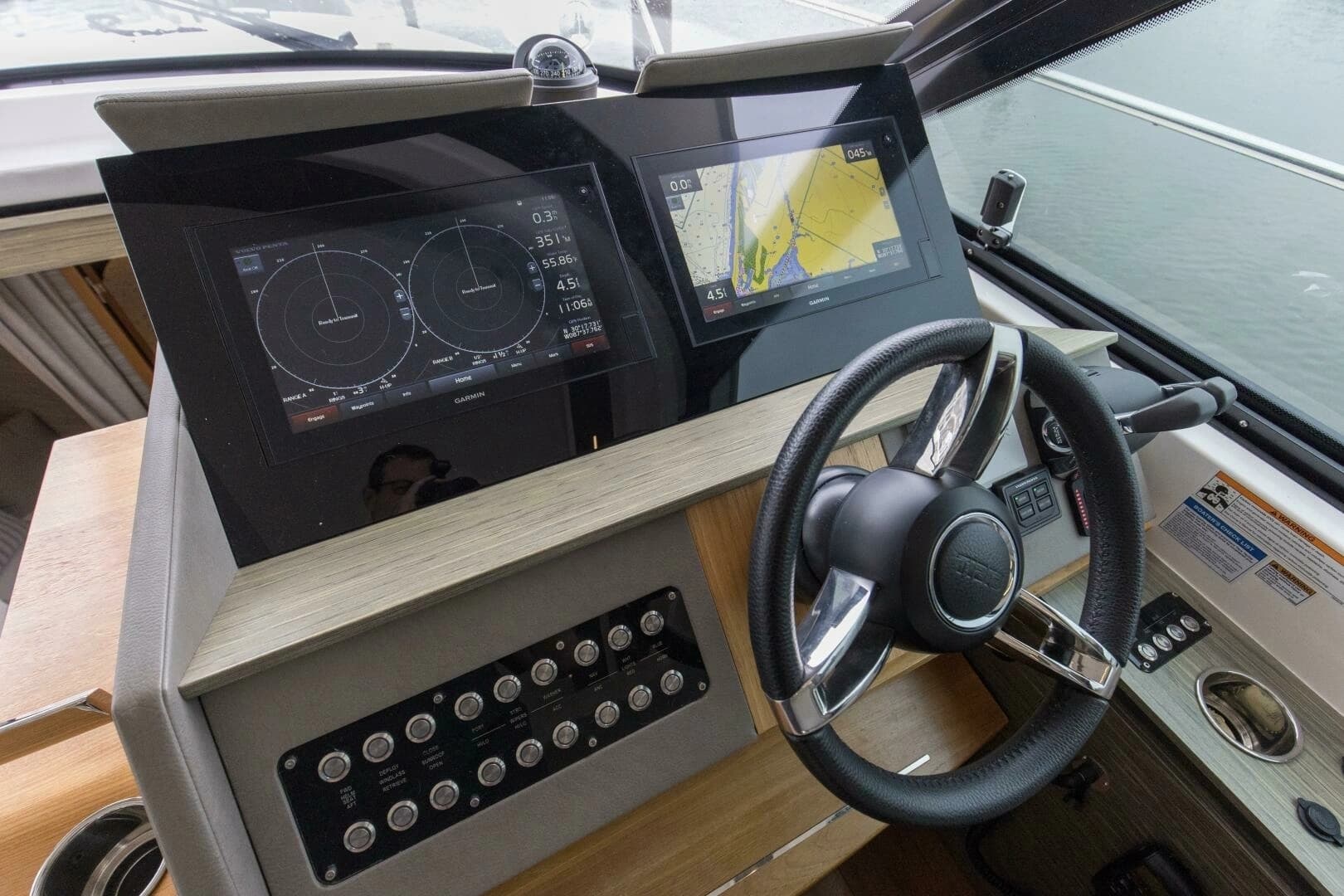 2019 Tiara Yachts C49 Coupe - Image 30
