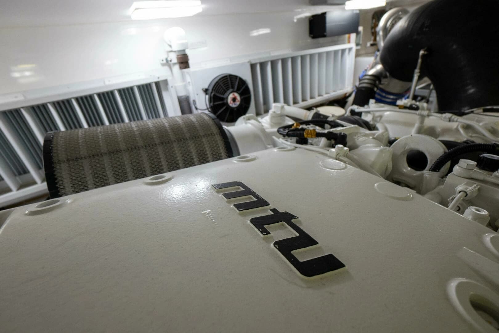 2021 Viking 72 Enclosed Bridge - Image 50