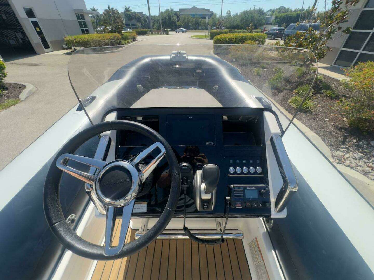 2024 Williams Jet Tenders 445 Diesel Jet - Image 12