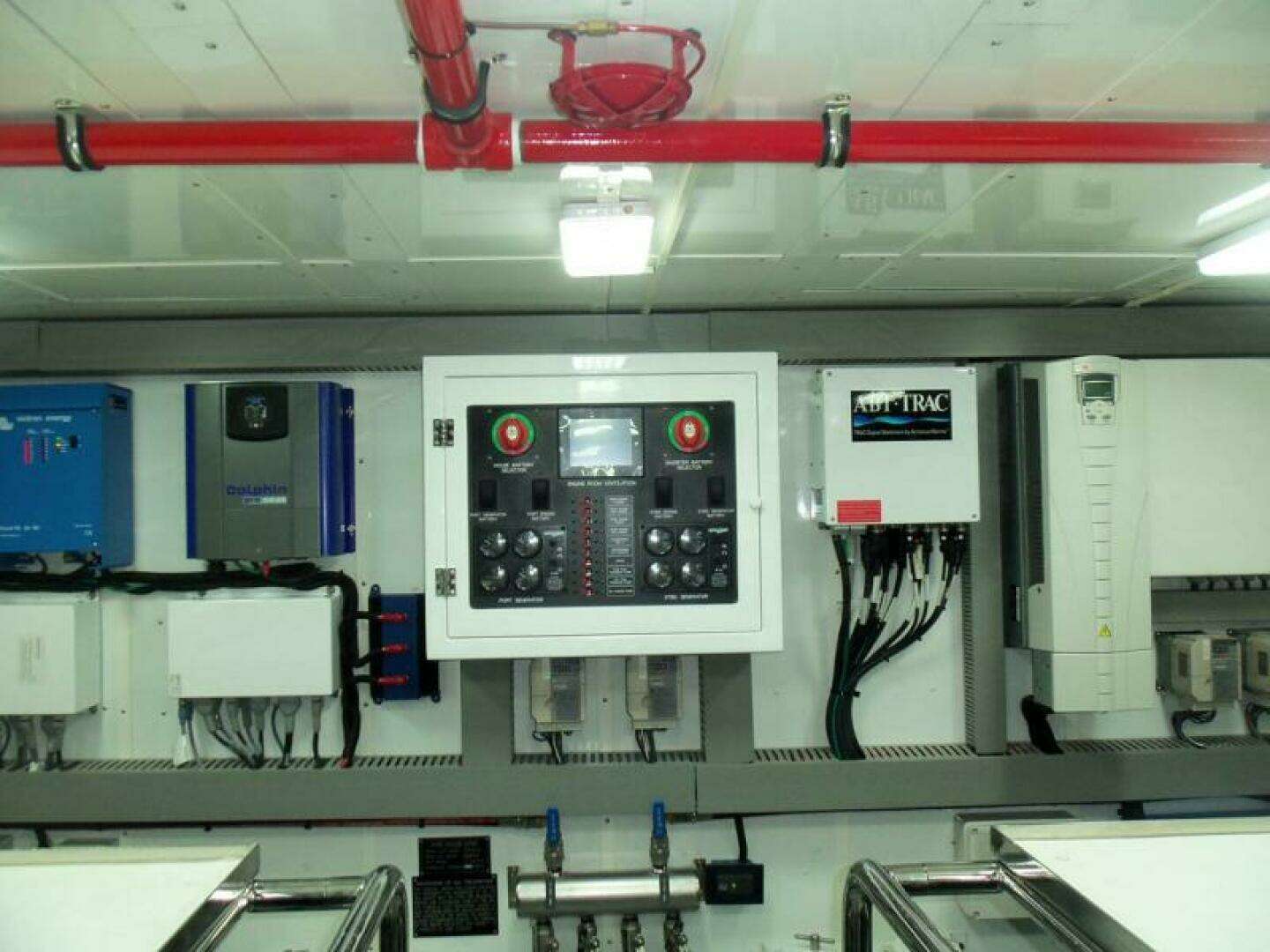 2027 Johnson Flybridge w/Hydraulic Platform - Image 54