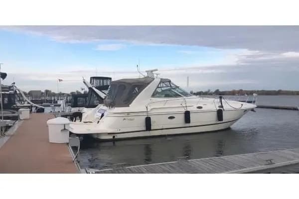 2002 Cruisers 3870