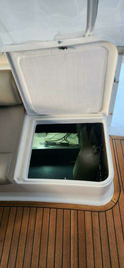 1998 Viking Princess Sport Cruiser - Image 7