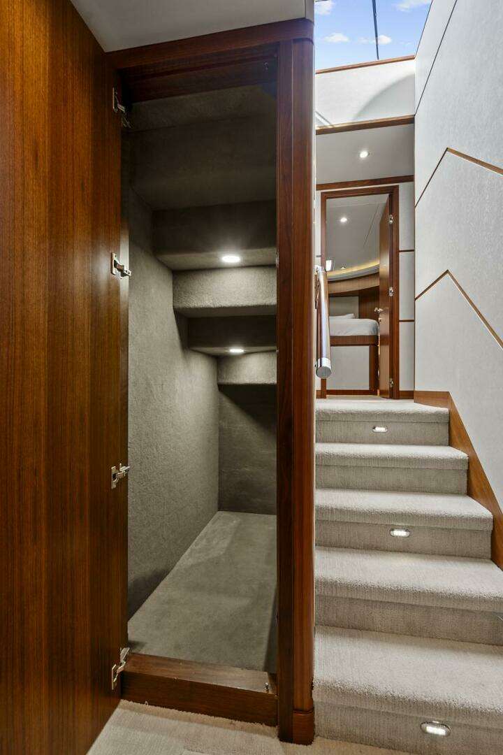 2016 Ocean Alexander 85 E - Image 56