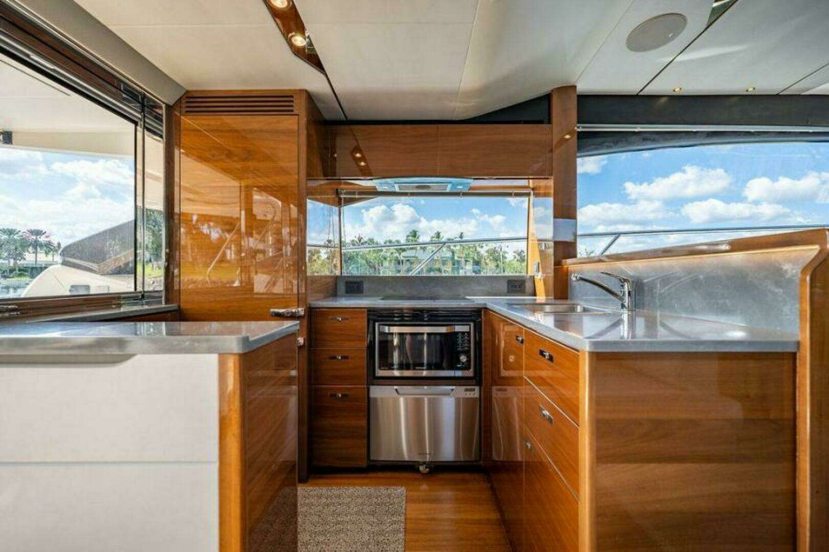 2016 Princess S65 - Image 4