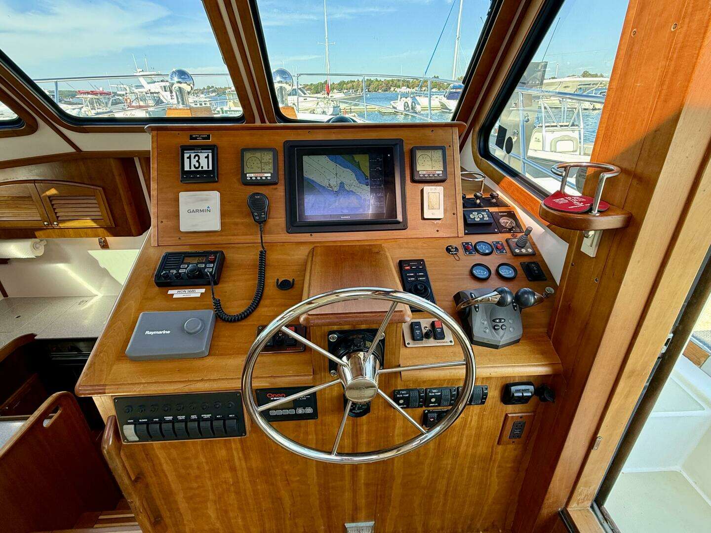2006 Sabre 42 Sedan - Image 44