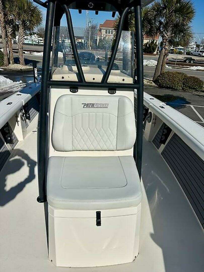 2023 Pathfinder 2700 - Image 16