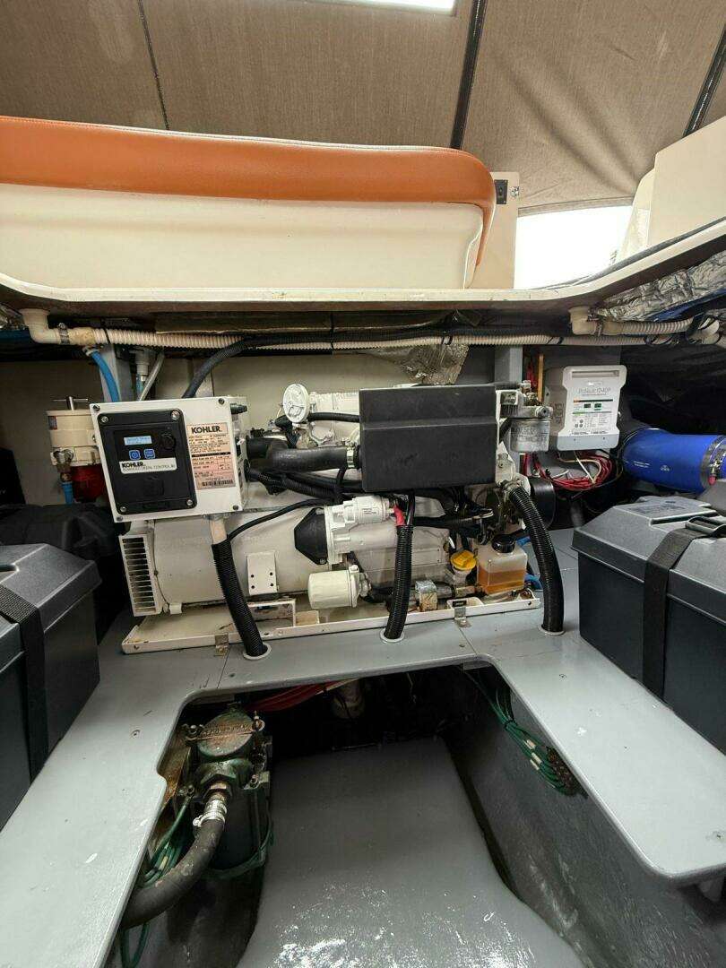 1997 Sea Ray 400 Sedan Bridge - Image 69