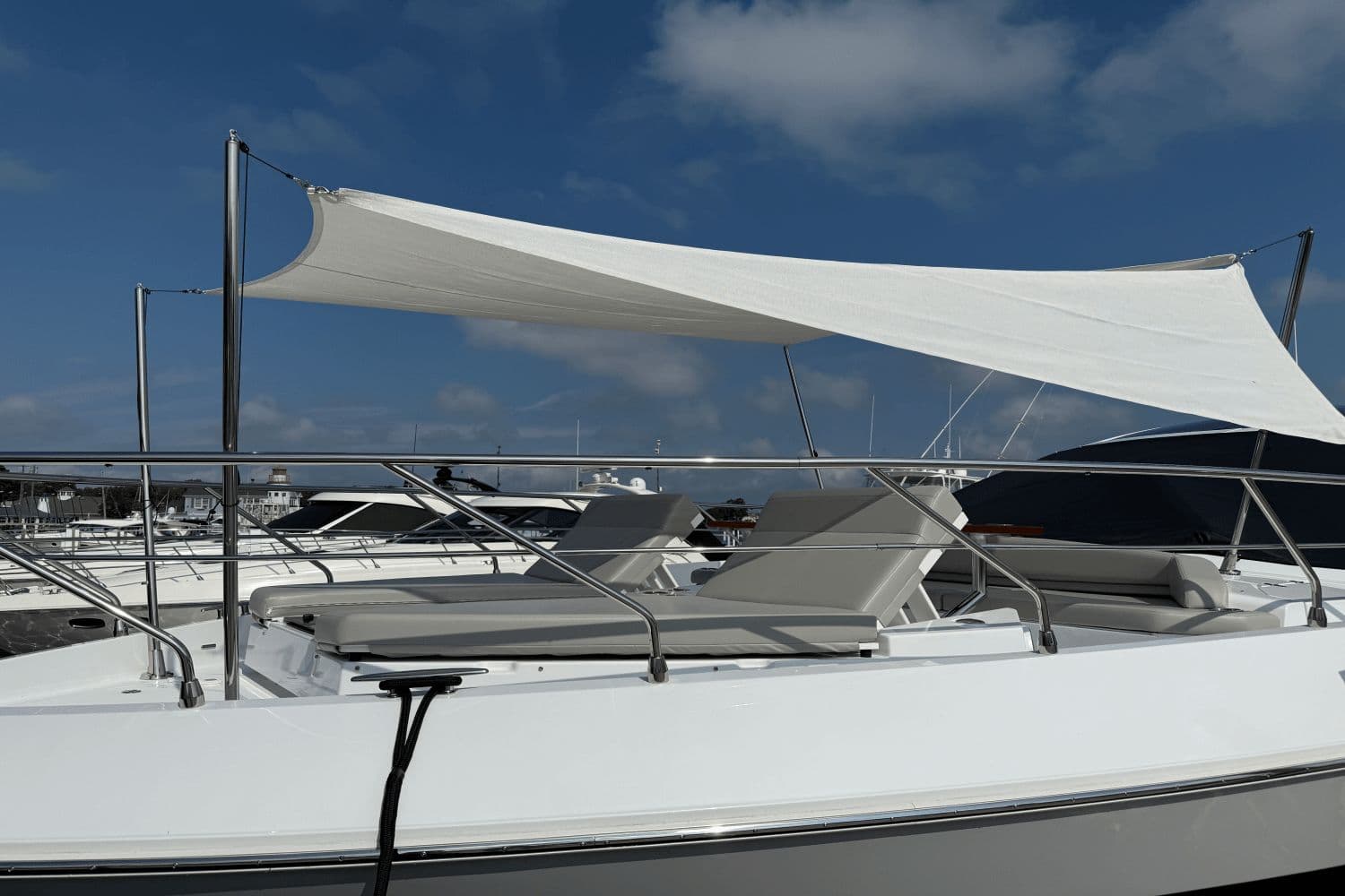 2024 Cruisers Yachts 60 Cantius - 60