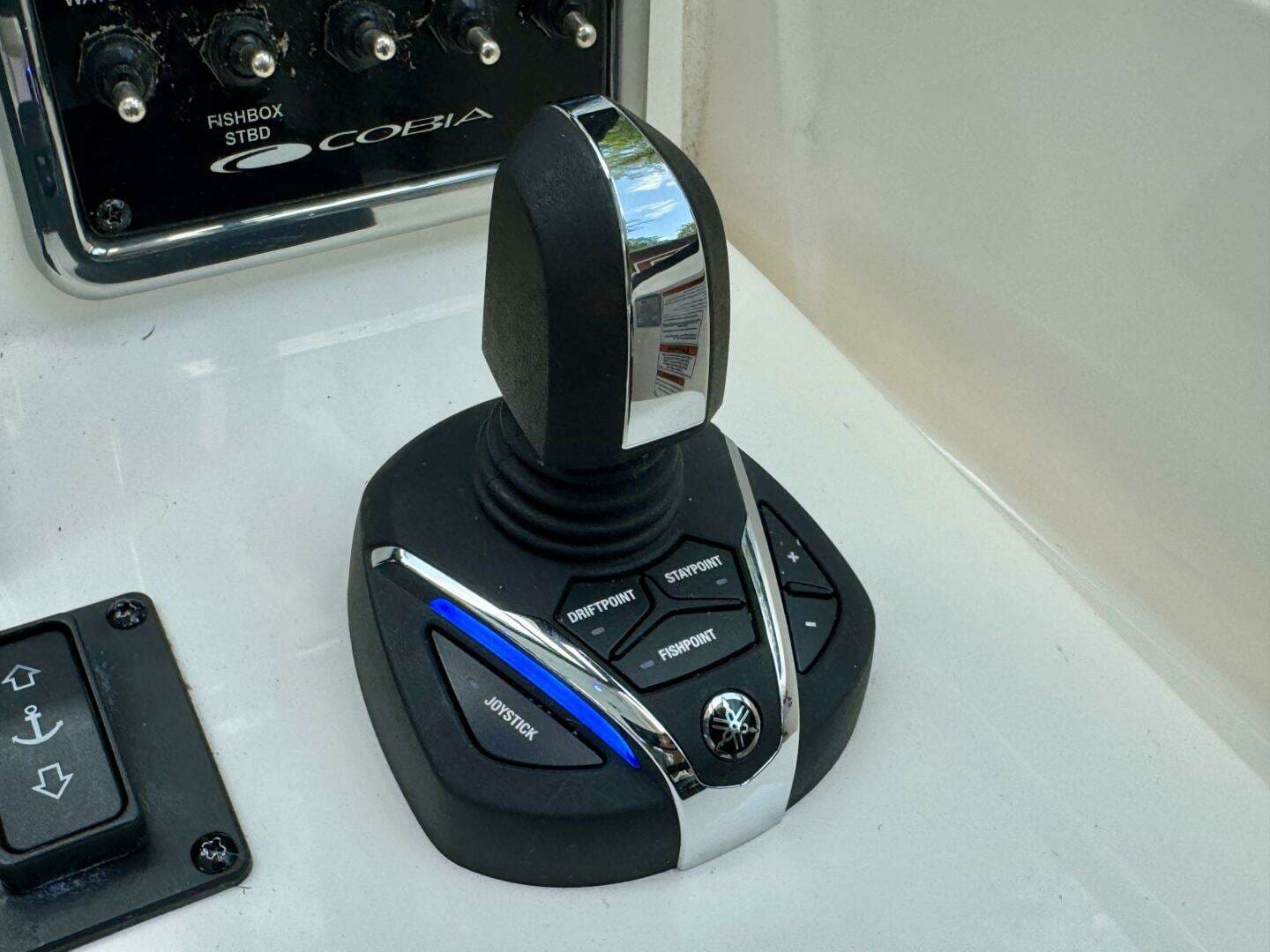 2022 Cobia 280 DC - Image 73
