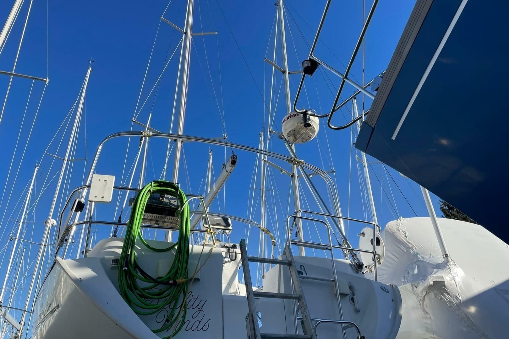 2000 Beneteau Oceanis 361 - Image 10