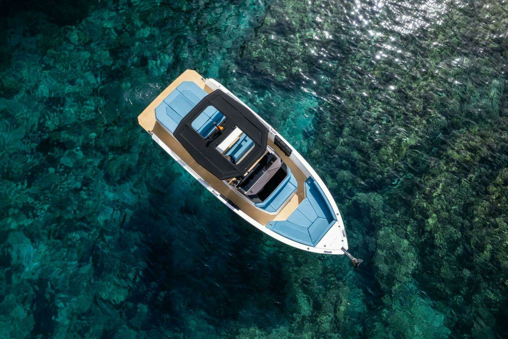 2026 De Antonio Yachts D29 - Image 13
