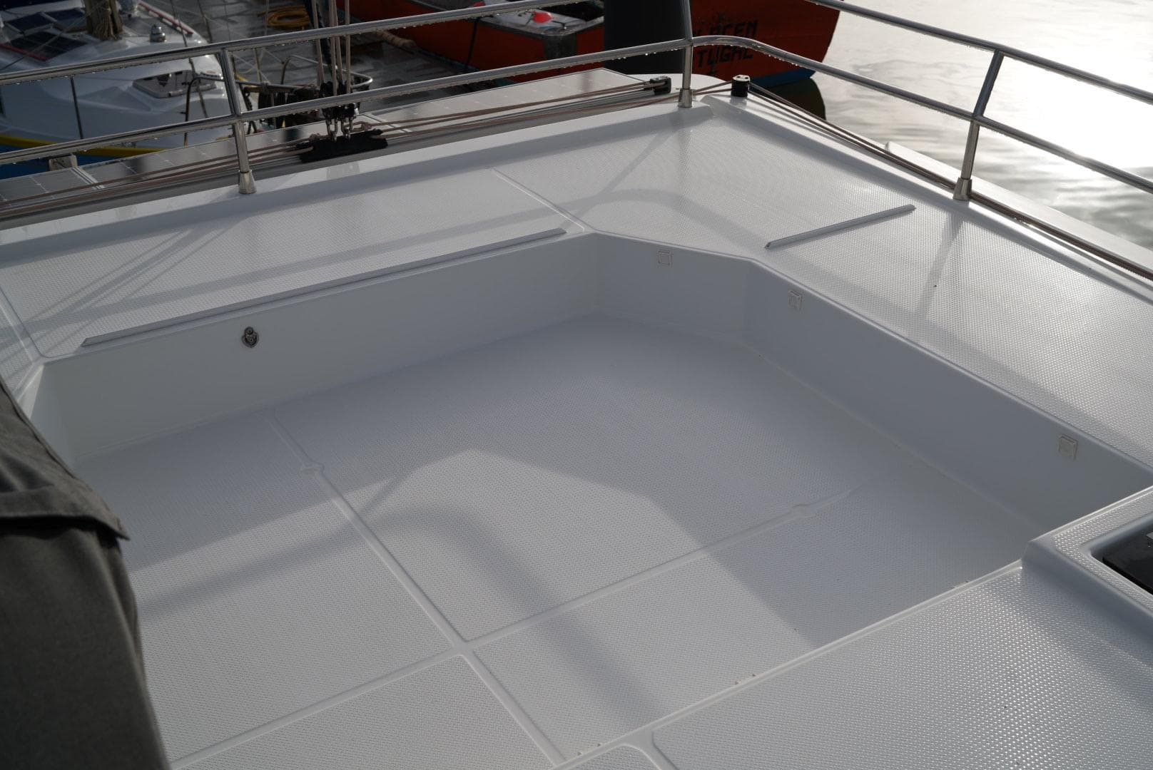 2022 Fountaine Pajot Elba Quatour yacht deck, featuring spacious, sleek white design.