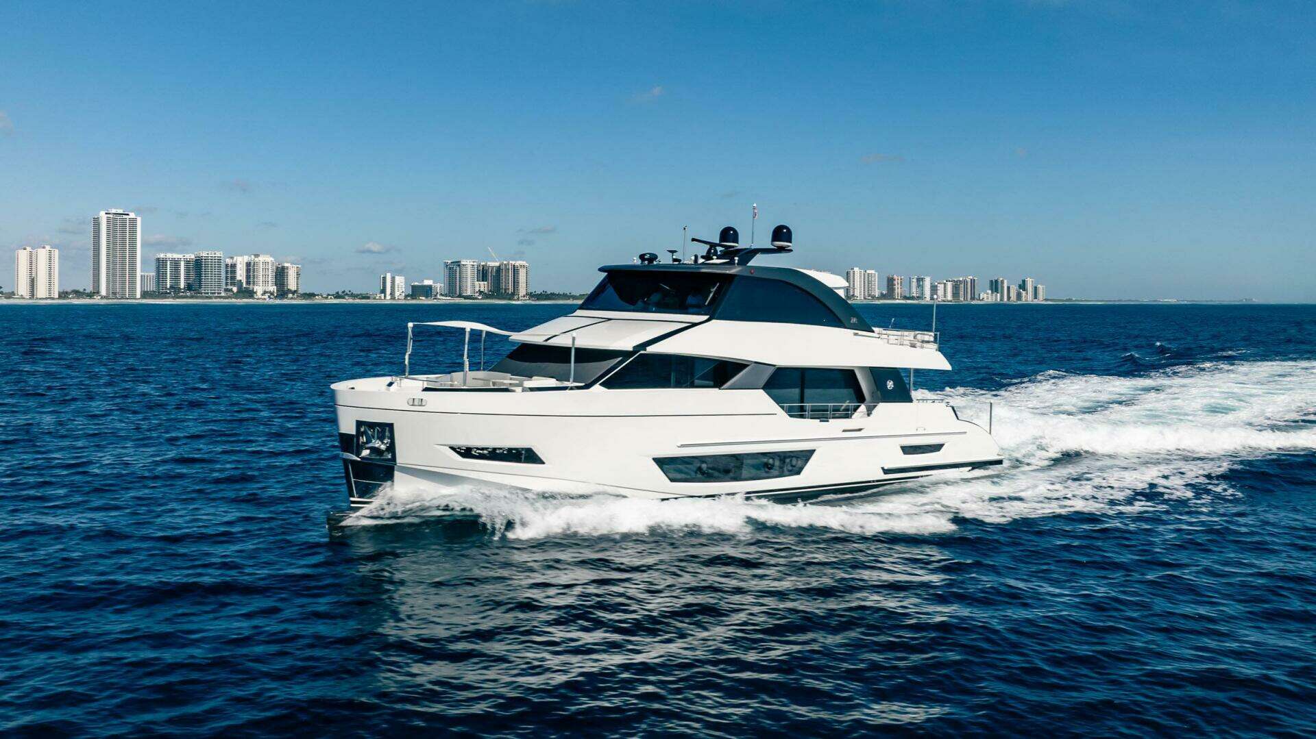 2021 Ocean Alexander 27 Explorer - Image 68