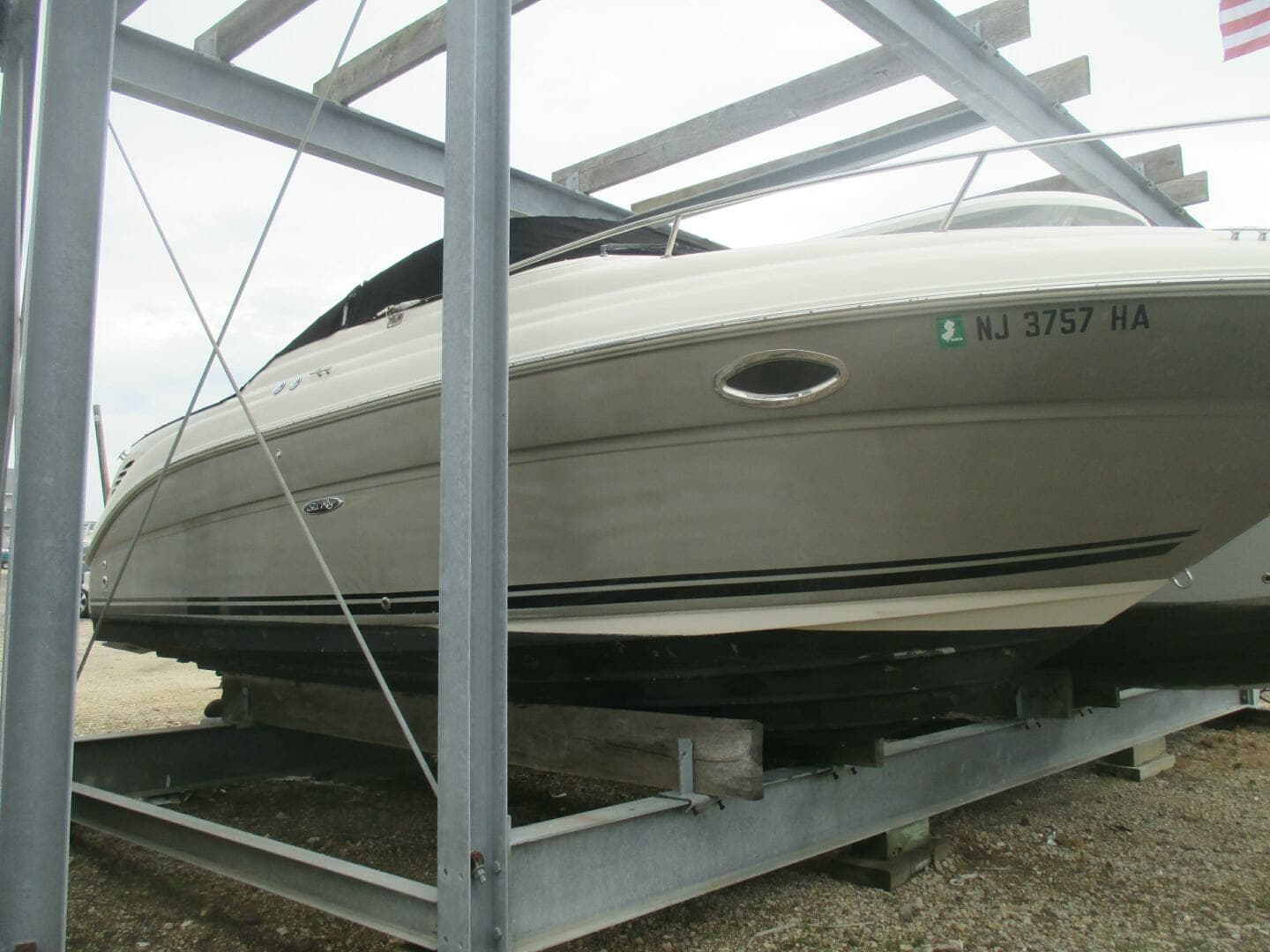 2007 Sea Ray 250 Amberjack - Image 2