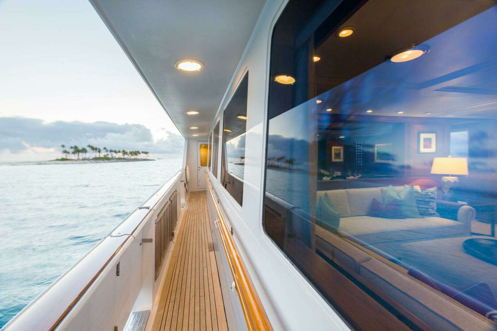 1997 Palmer Johnson Pilothouse - Image 28