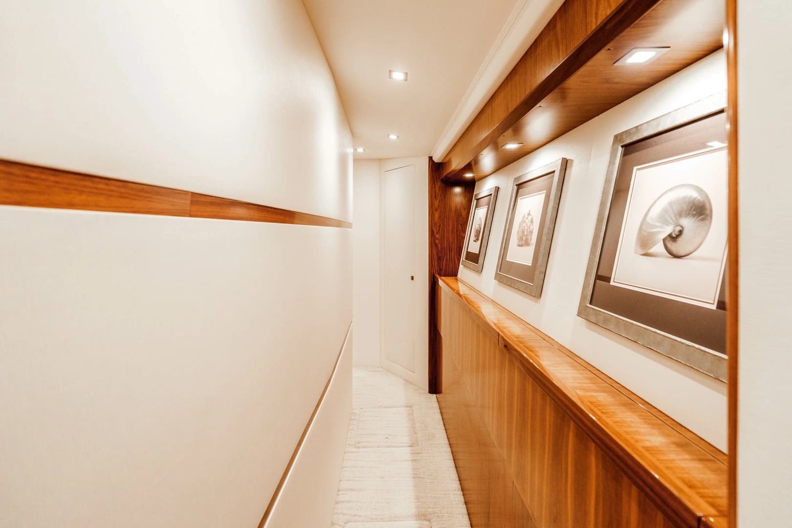 2018 Viking 72 Convertible - Image 14