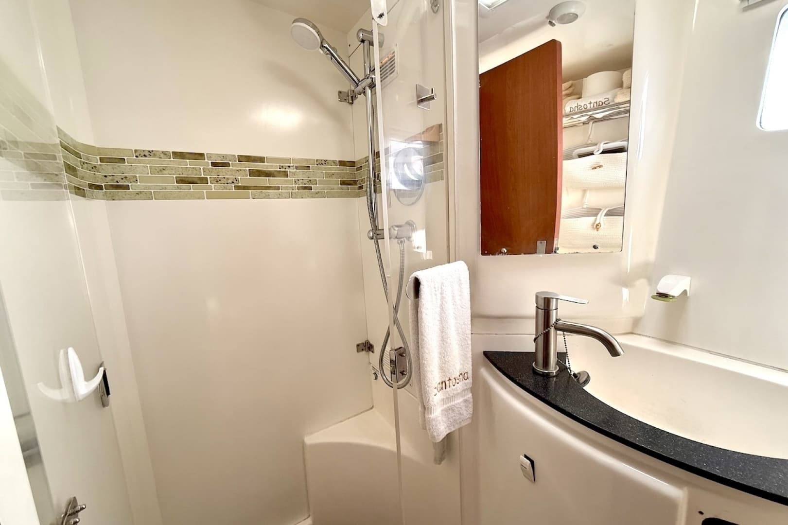 2010 Leopard 46 - Image 74