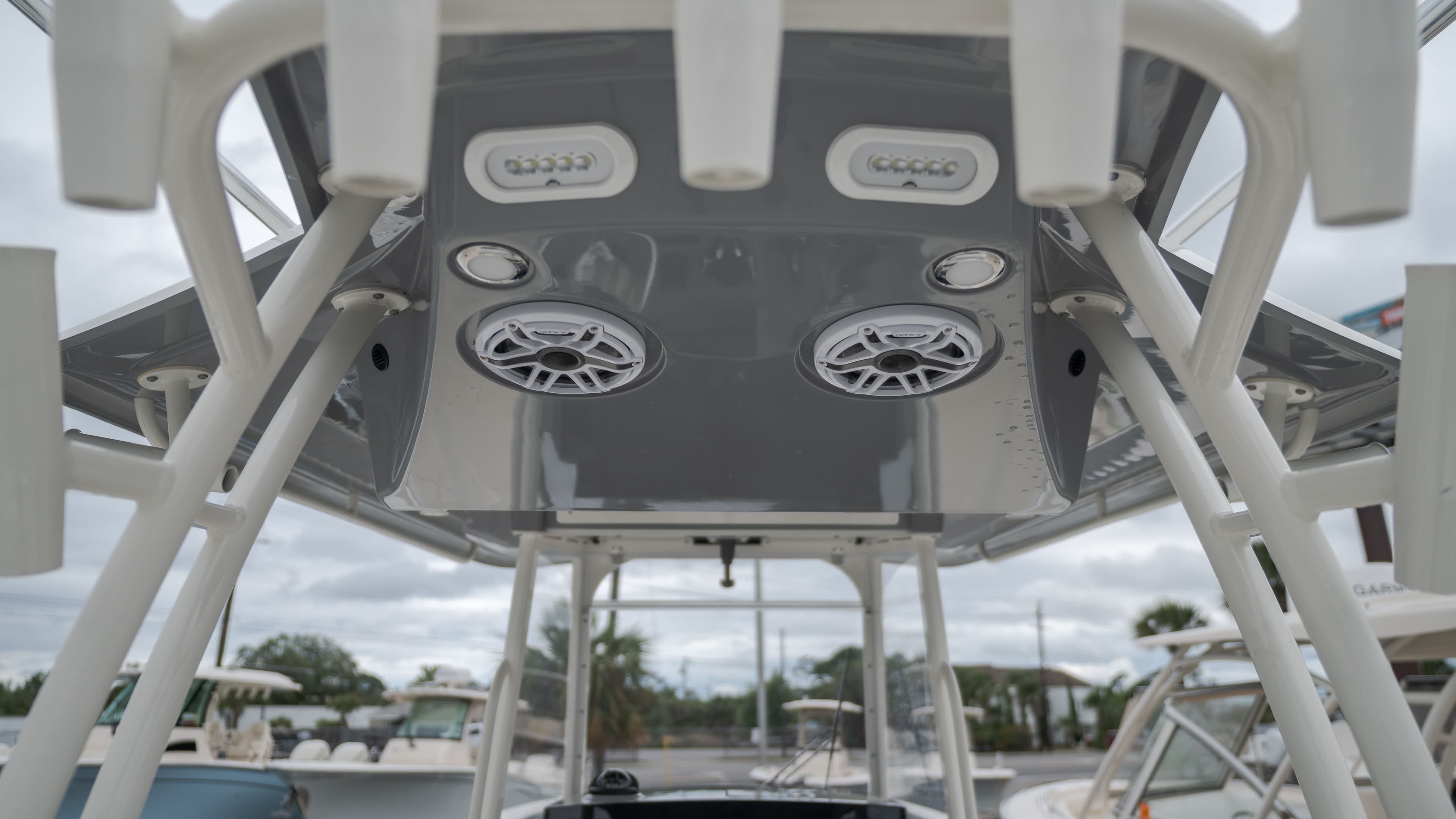 2023 Cobia 32CC - 34