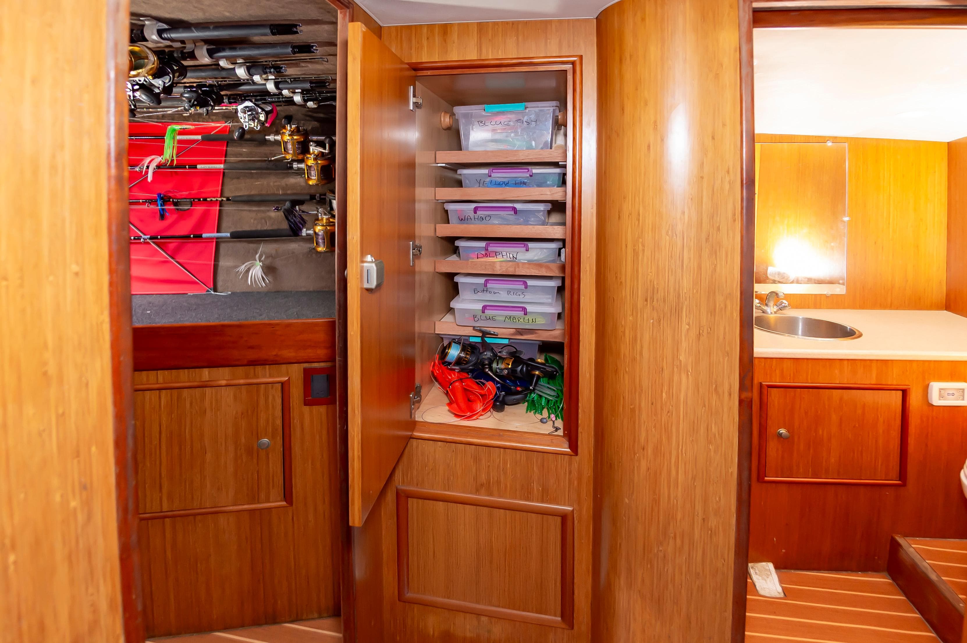 2008 Custom Carolina 42 Express - 26