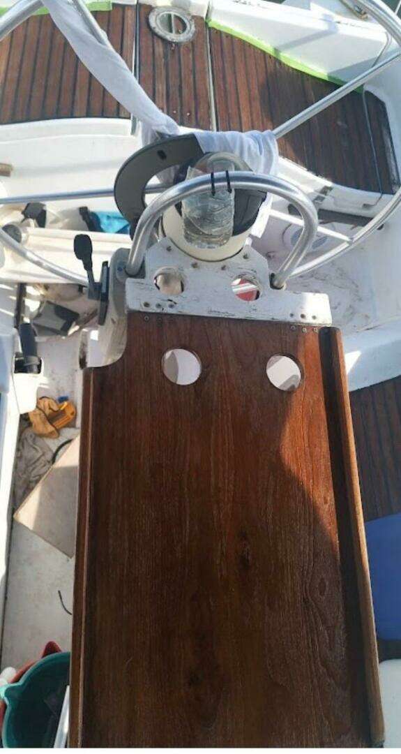 1984 Beneteau First 38.5 - Image 17