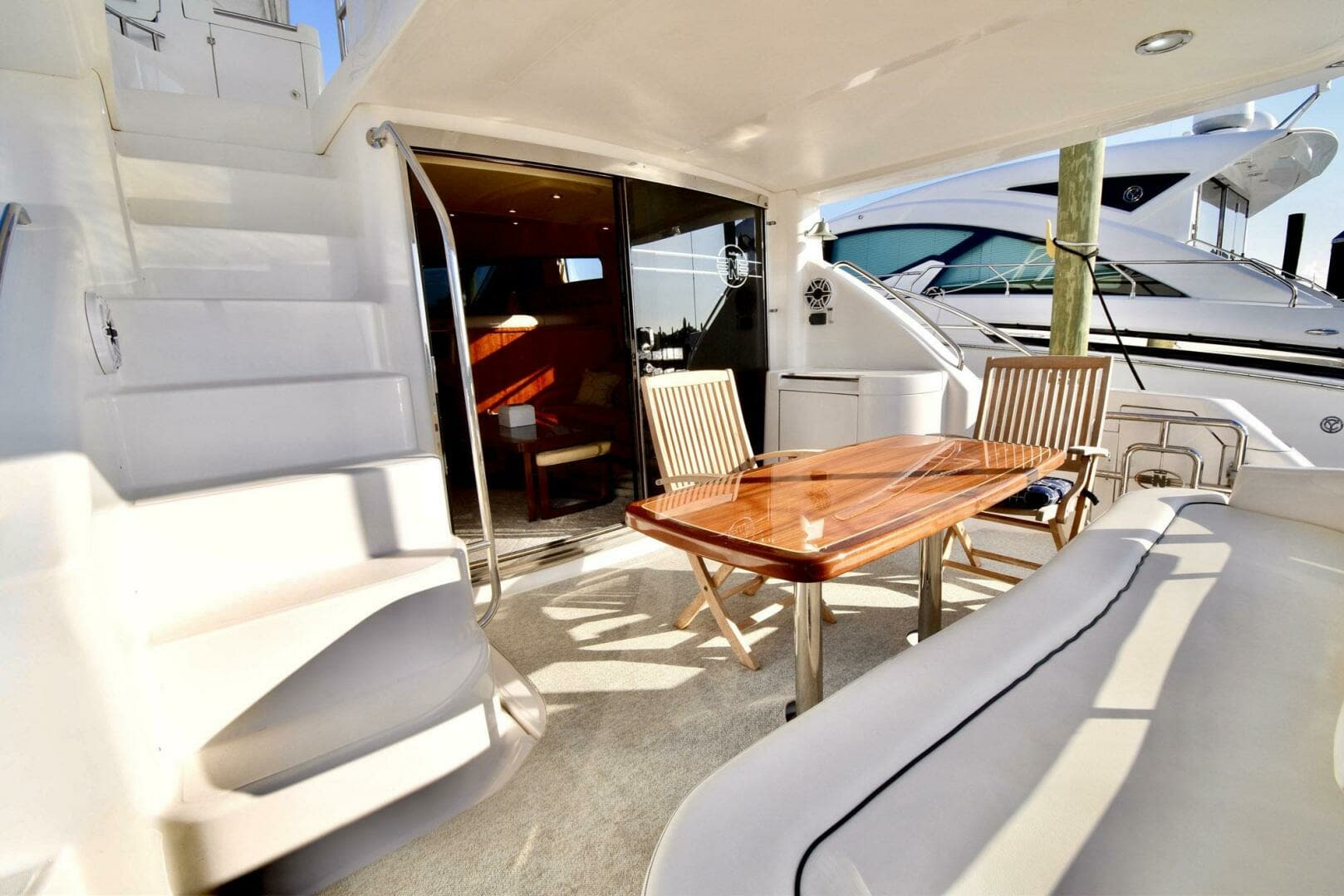 2010 Neptunus MY Flybridge - Image 29