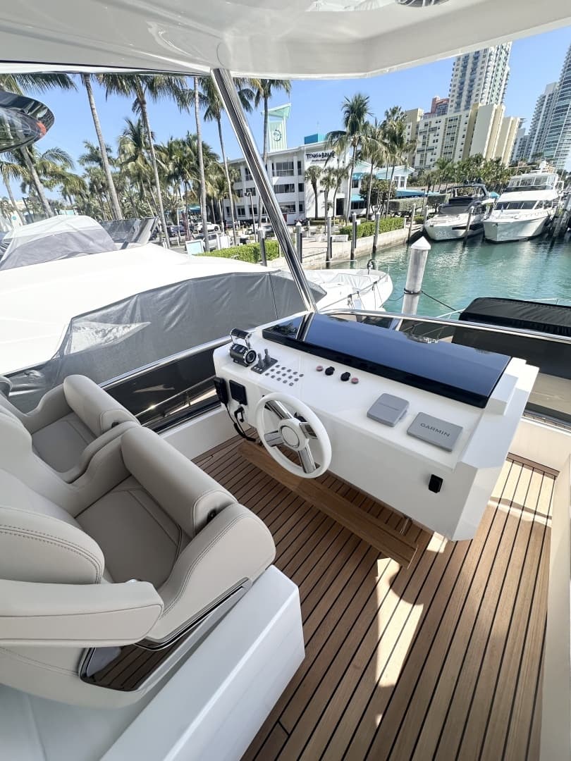 2026 Astondoa 66 Flybridge - Image 11