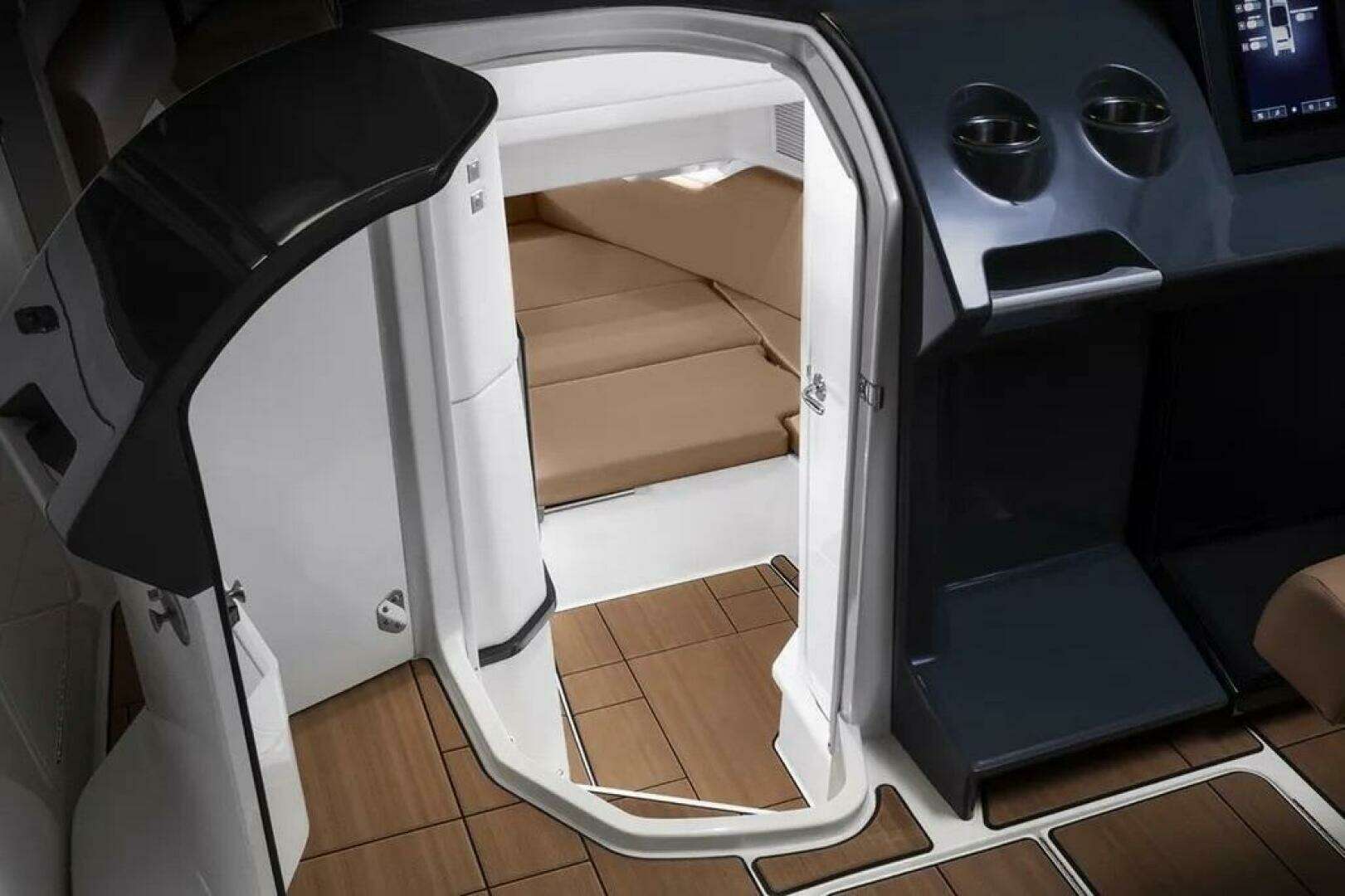 2022 Aviara AV36 OB - Image 4