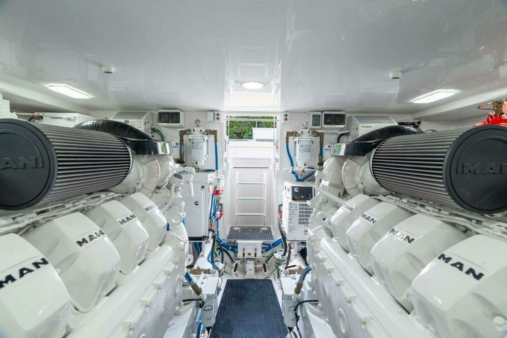2026 Viking 54 Sport Tower - Image 13