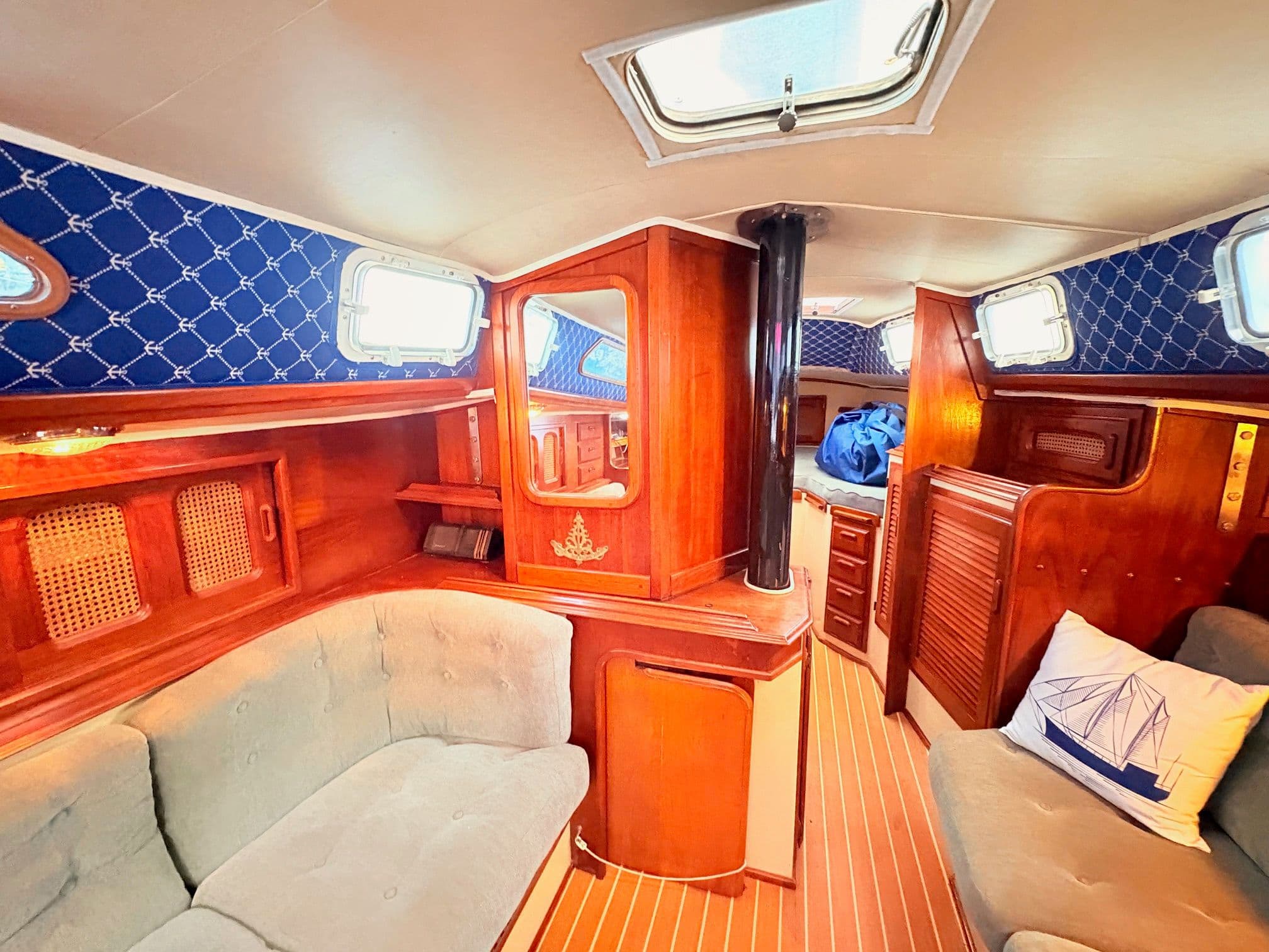 1978 Islander 36 - 14